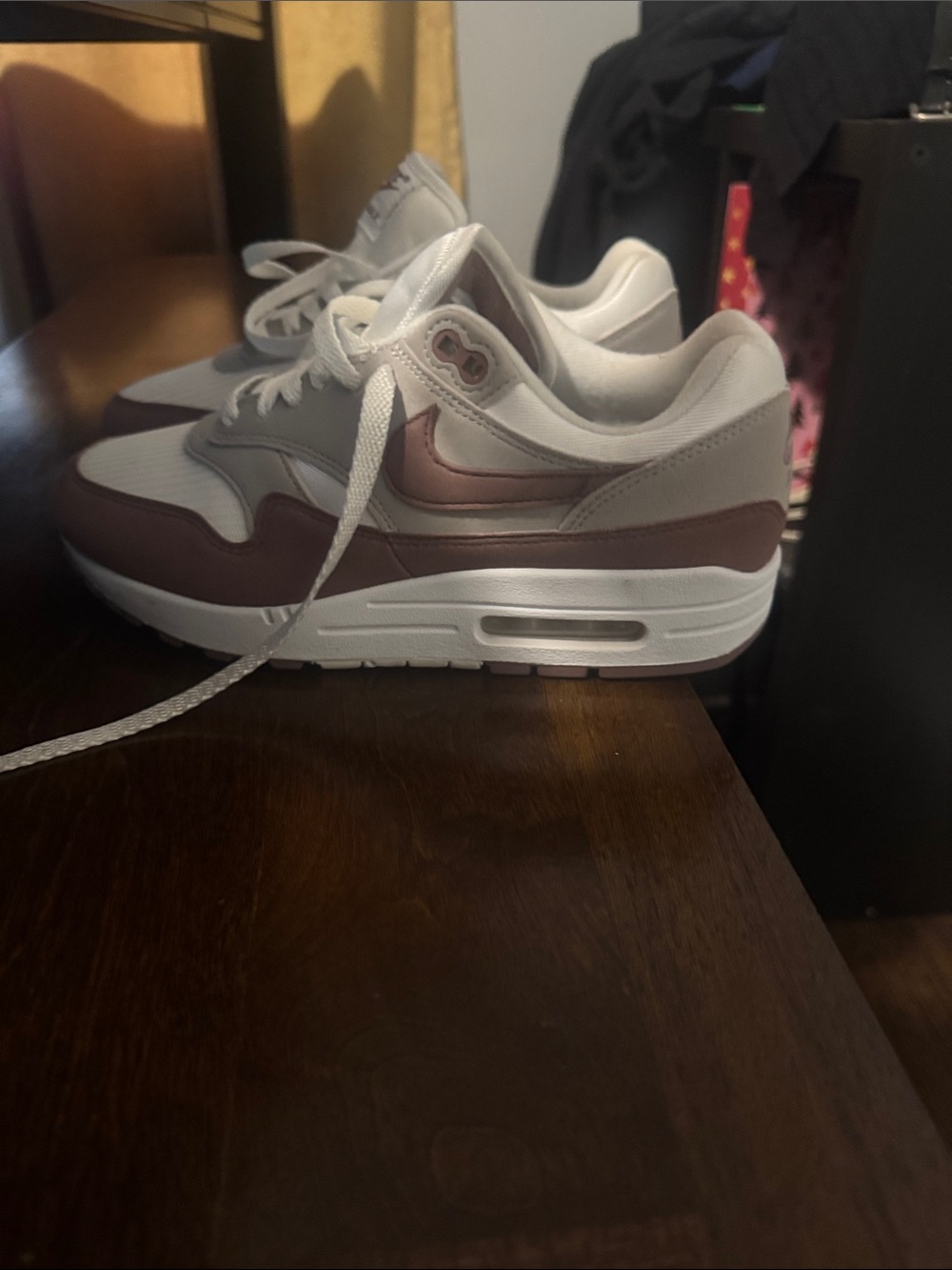 Nike White & Mauve Low-Top Air Sneakers gently used - Picture 2 of 7